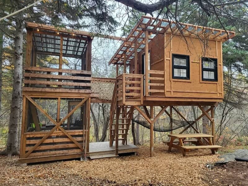 Creekside RNR | Luxury Dome Accommodation - Image 1