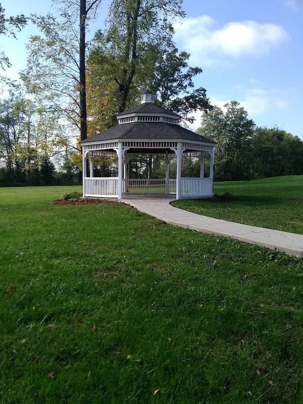 Lambert Park - Image 1