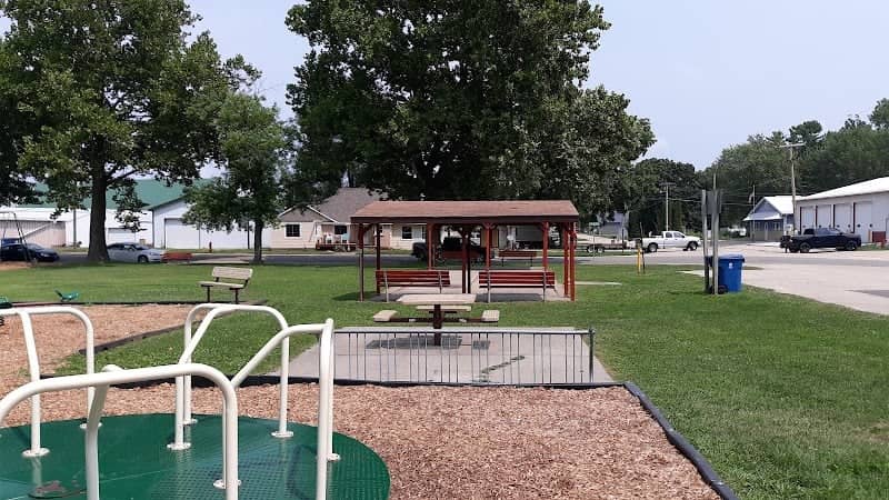 Albany Main Street Park - Image 1