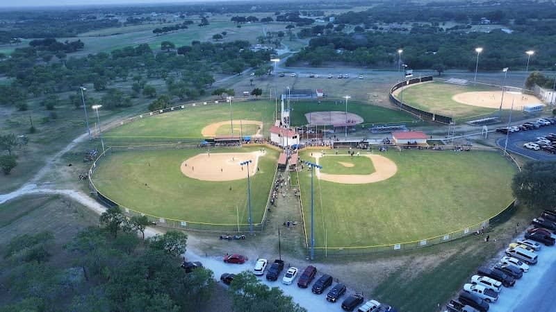 Veterans Park - Image 1