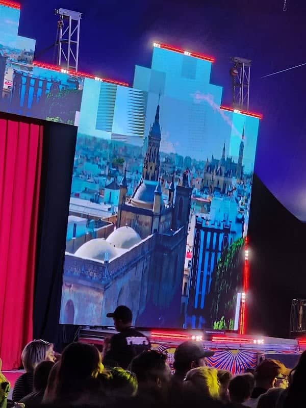 Garden Bros Circus - Image 1