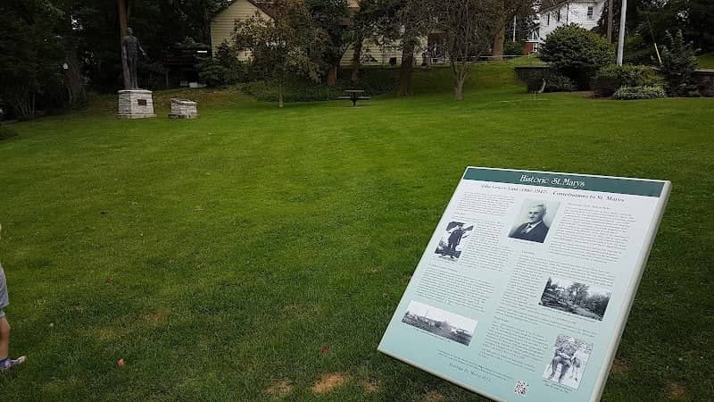 Lind Park - Image 2