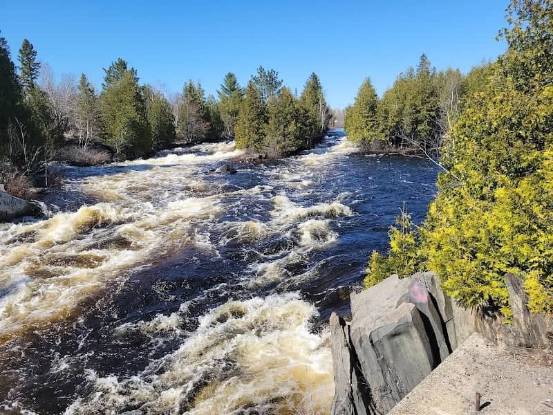 Greens Lake Falls - Image 2