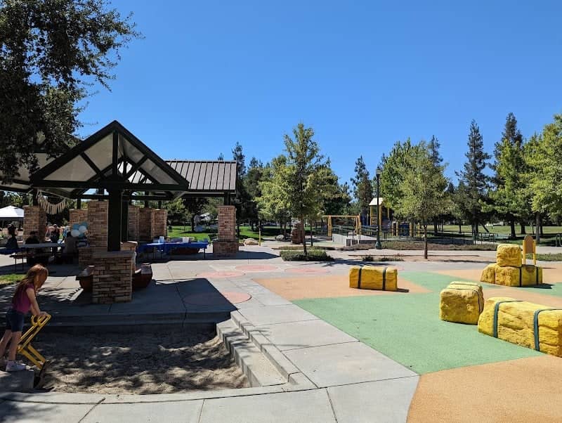 Sanders Community Park - Image 1