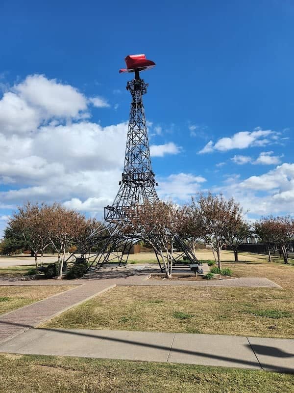 Eiffel Tower Paris Texas - Image 3