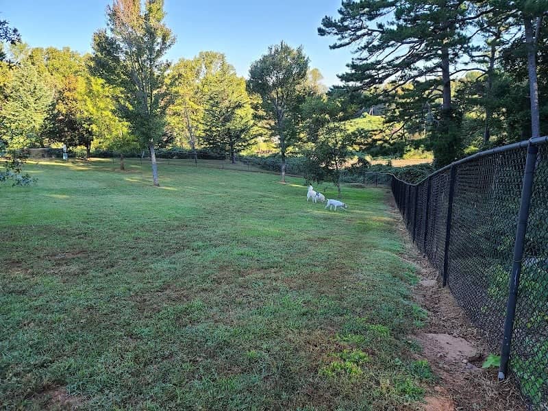 Cornelia Bark Park - Image 1