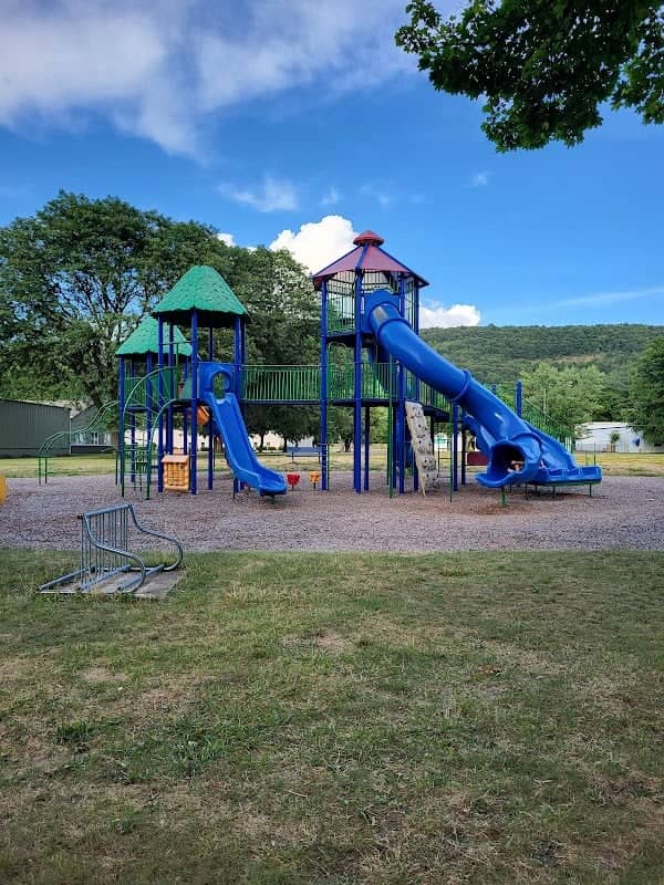Brick Pond Park - Image 1