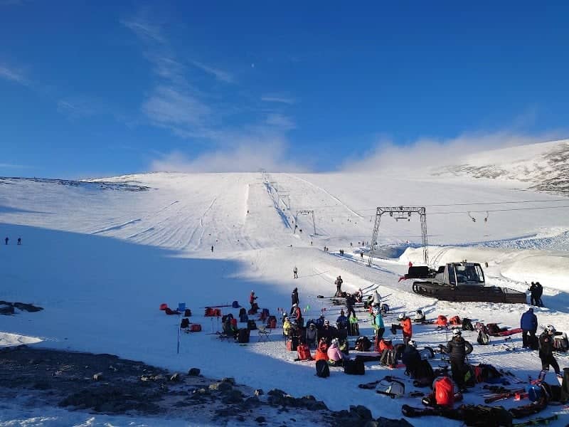Galdhøpiggen Summer Ski Centre - Image 3