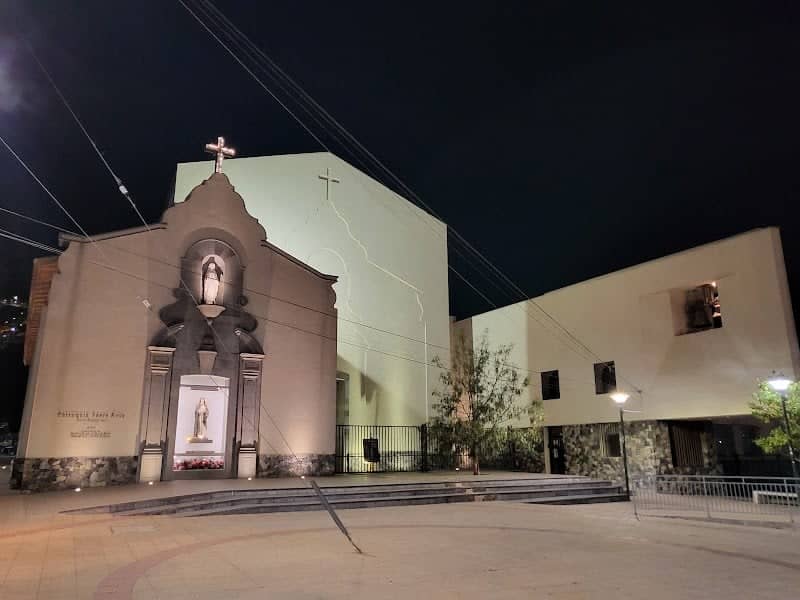 Parroquia Santa Rosa de Lo Barnechea - Image 1