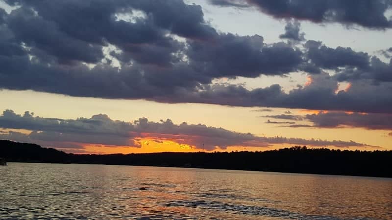 Lake Hickory - Image 2