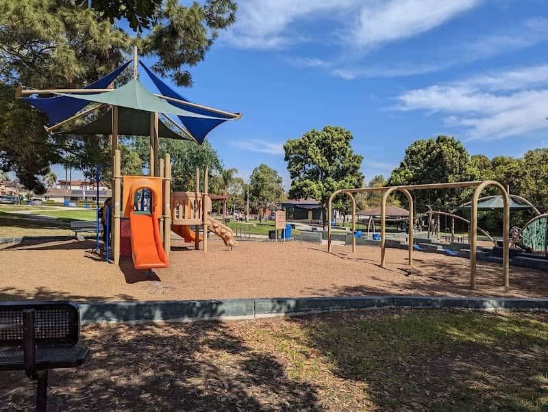 Berry Street Park - Image 1