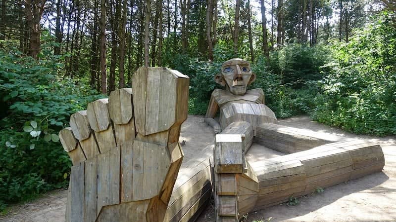 Thomas on the Mountain, The 6 Forgotten Giants - Image 3