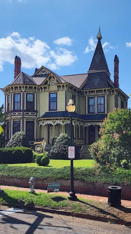 Smithfield Historic District - Image 2