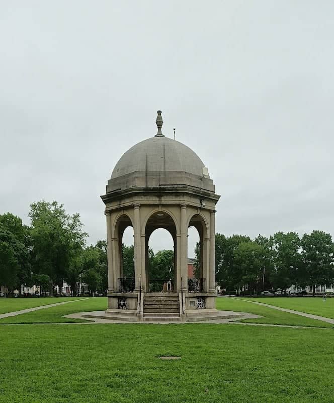 Salem Common - Image 3