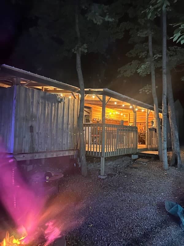 Dubois Creek Resort - Image 1