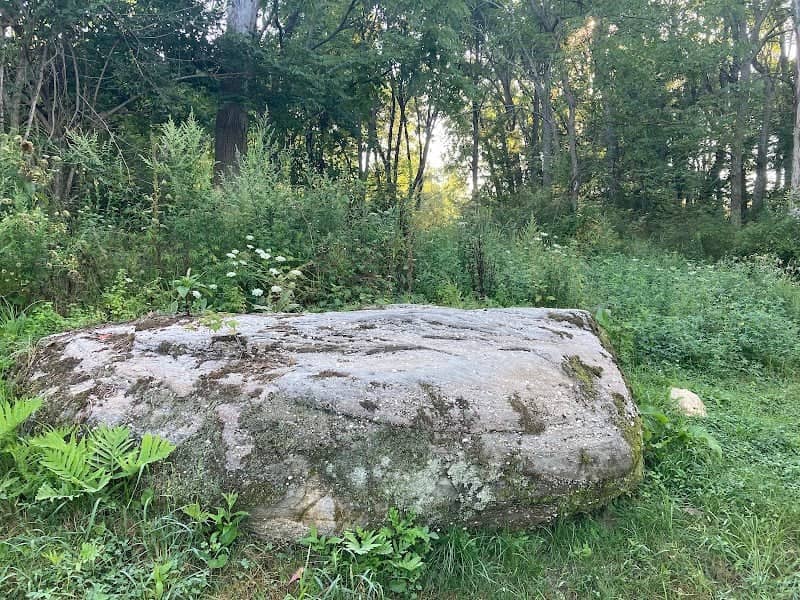 Hanging Rock - Image 2