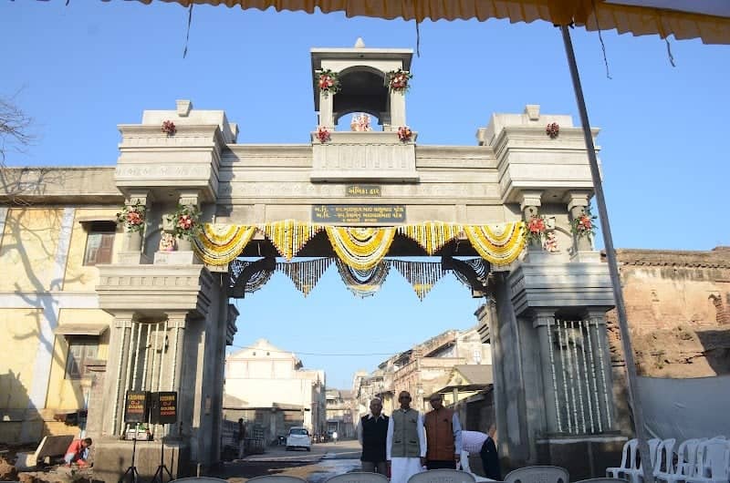 Sarbhan Gate - Image 2