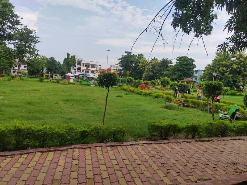 Pt. Deen Dayal Park - Image 1