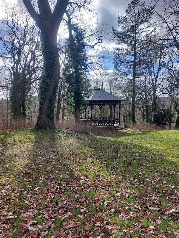 Pavillon im Johannisbergpark - Image 1