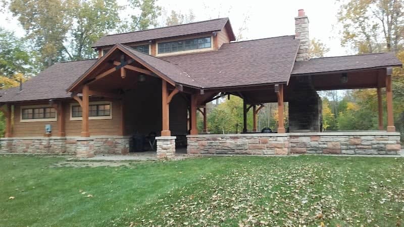 River Woods Park - Image 2