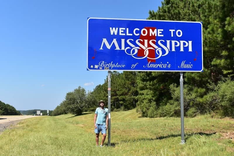 Mississippi Welcome Sign - Image 1