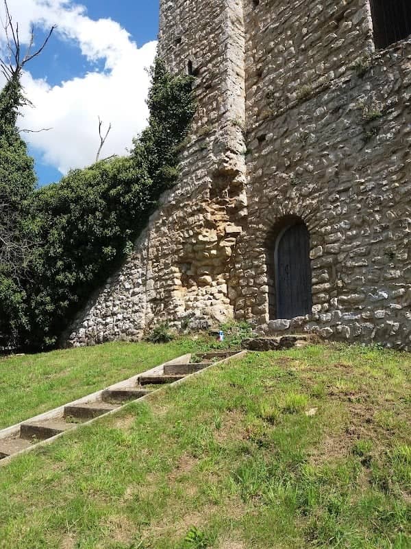 English Heritage - St Leonard's Tower - Image 2