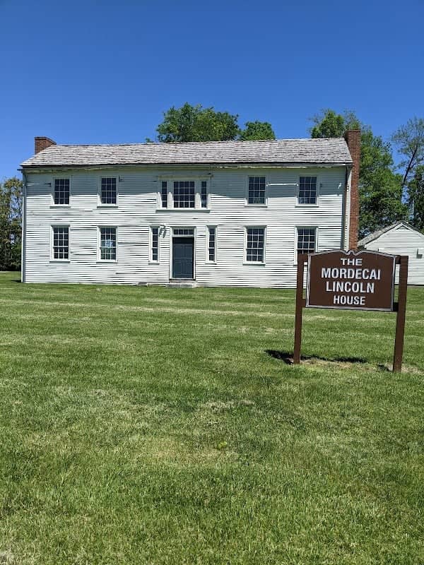 Lincoln Homestead State Park - Museum/Cabins - Image 1