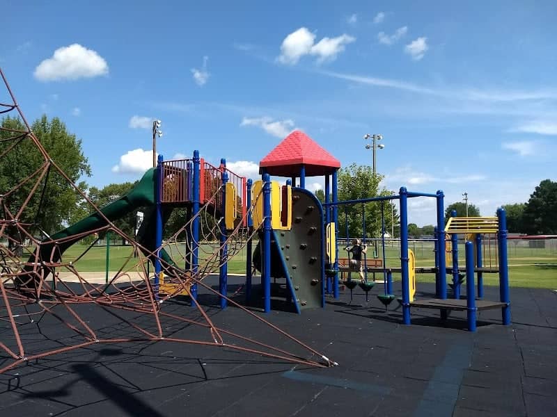 Cline Park - Image 1