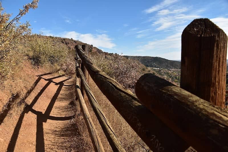 Scenic overlook - Image 1