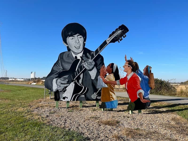 George Harrison Beatles Mural - Image 2