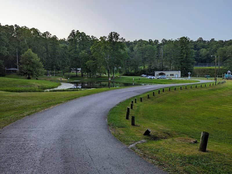 Holly-Gray Park - Image 3