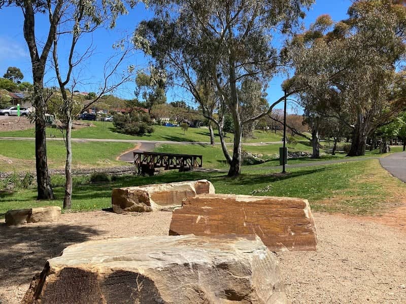 Hugh Johnson Boulevard Reserve - Image 2