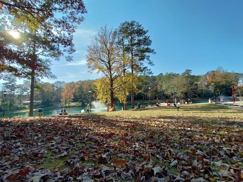 City Lake Park - Image 2