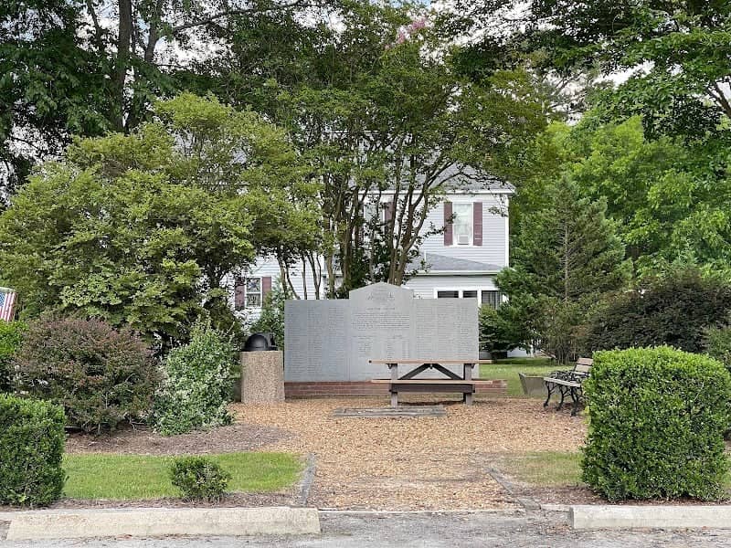 Centennial Park - Image 1