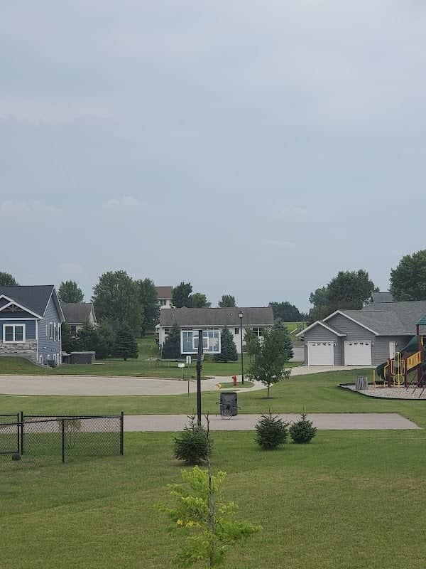 Eastridge Park - Image 2