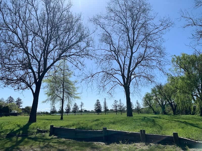 Slade Park - Image 1