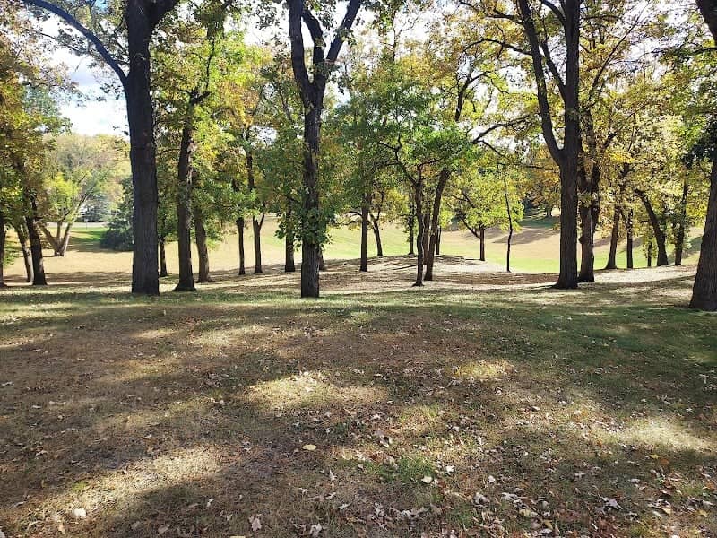 Ridgewood East Park - Image 1