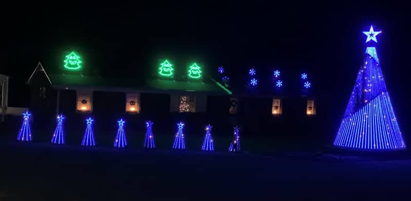 Cox Family Christmas - Image 2