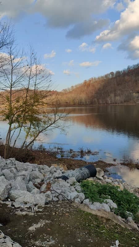 Newburg Landing - Image 1