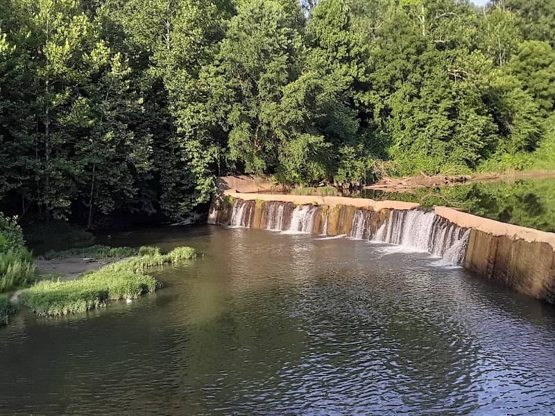 Old Mill Dam Park - Image 2