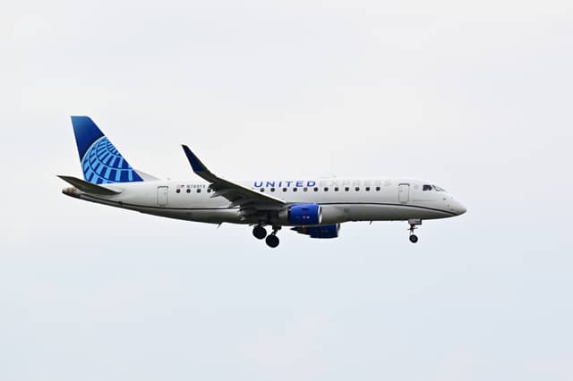 IKEA Elizabeth Plane Spotting - Image 1