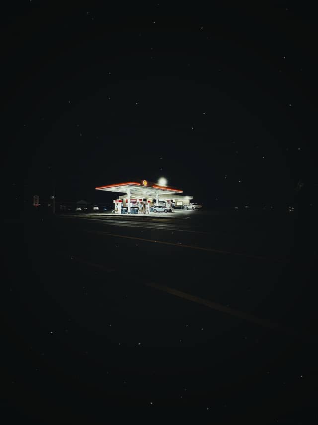 Frankfort Avenue Shell Station - Image 1