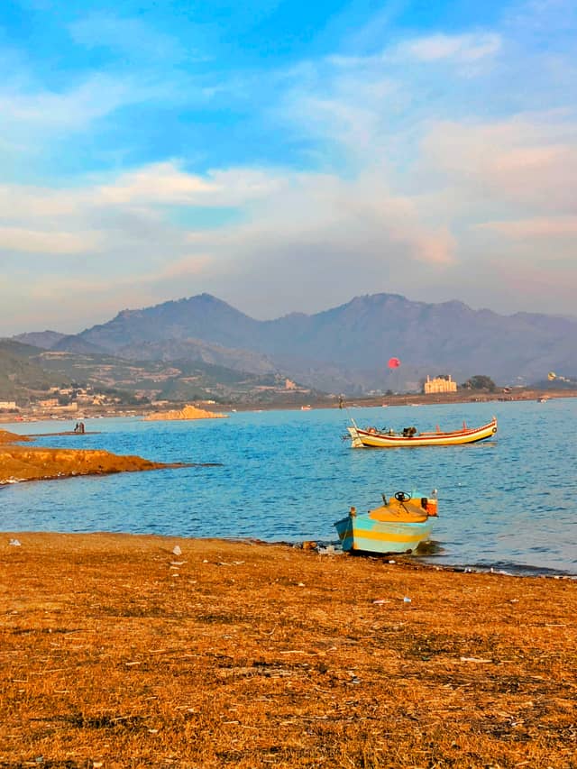 Khanpur Lake - Image 1
