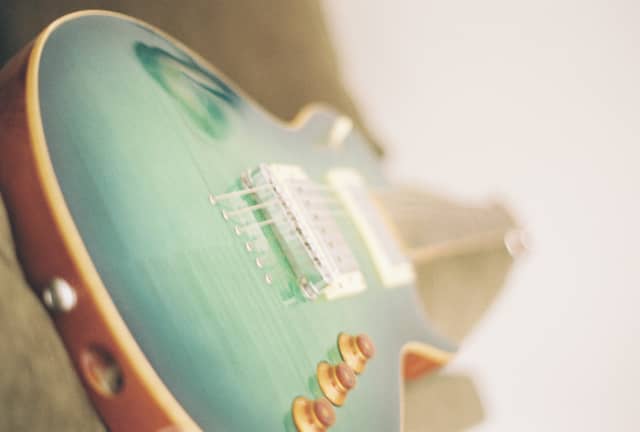Woodhaven Guitar Detail - Image 1