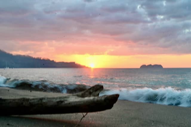 Playa Hermosa Beach - Image 1