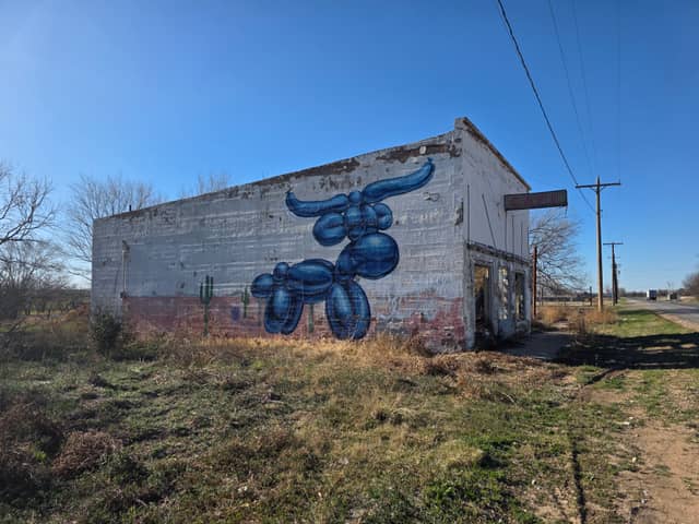 Wingate Balloon Steer Mural - Image 1