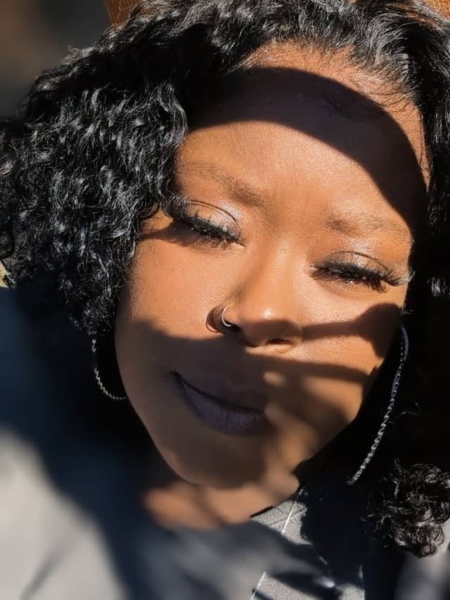 Garden City Golden Hour Portrait Spot - Image 1