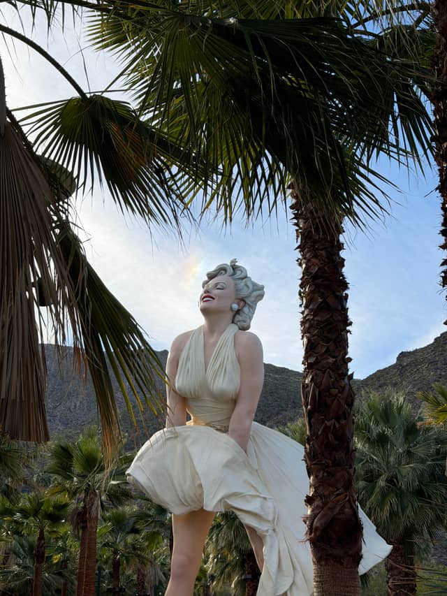 Forever Marilyn Statue - Image 2