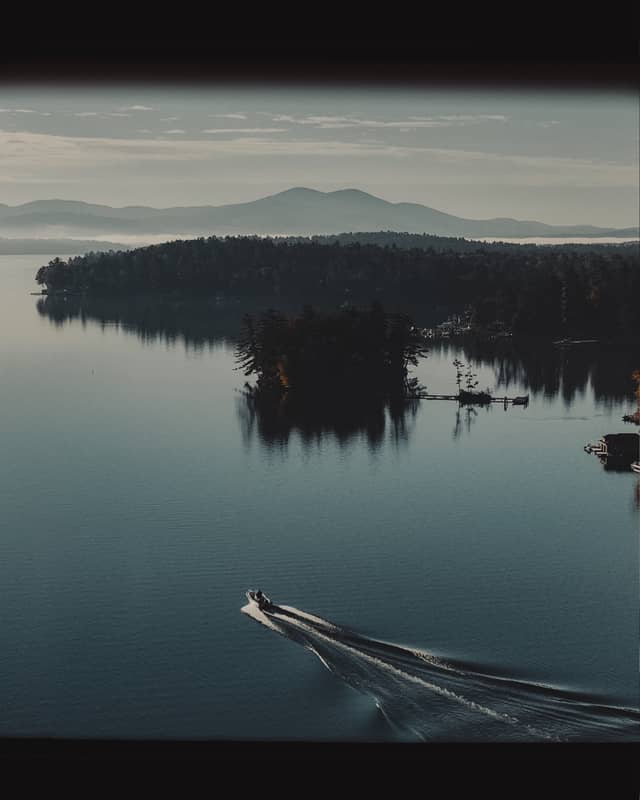 Mountain Lake Vista - Image 1