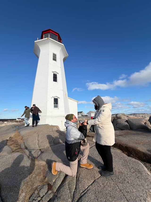 Peggy's Point Lighthouse - Image 1